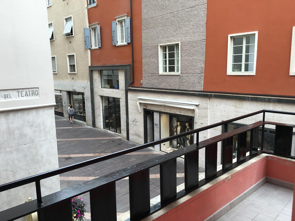 B&B And Apartments Armando Diaz Тренто Экстерьер фото